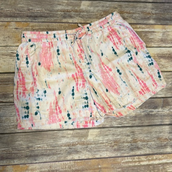 OLD NAVY Women’s Shorts - Picture 1 of 6